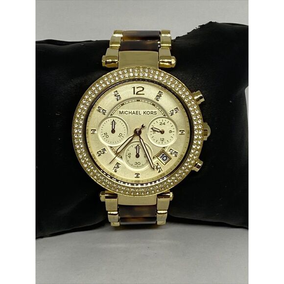 Michael Kors MK5688 Women's Stainless Steel Analog Dial Quartz Wrist Watch EY654 - Picture 1 of 12